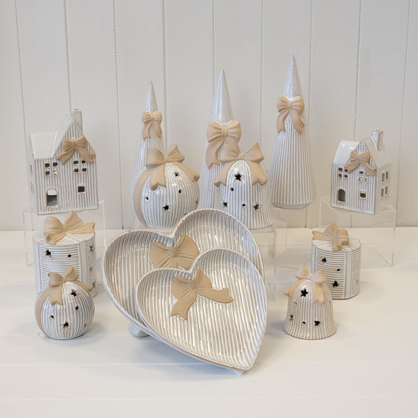 The Bow Heart Plate